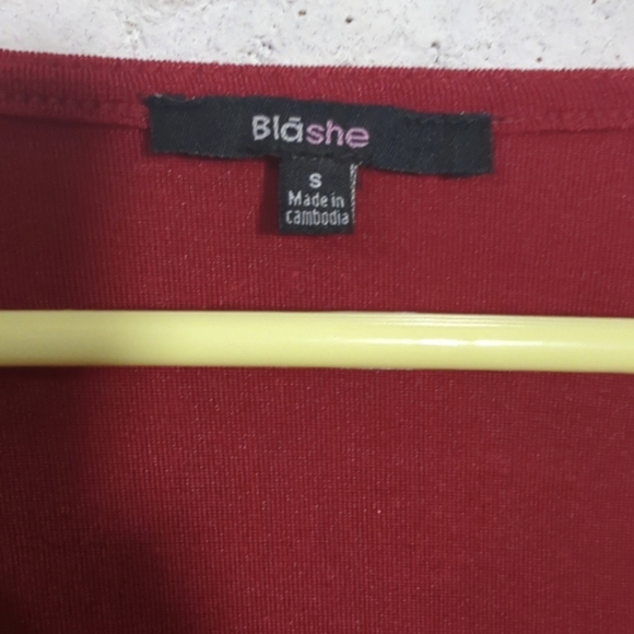 Shimmery Plunge V Red Twist Bodysuit - Picture 5 of 5